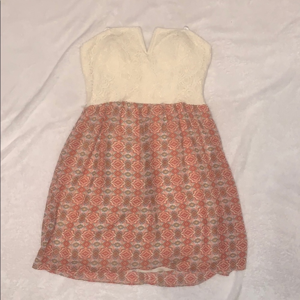 Strapless dress